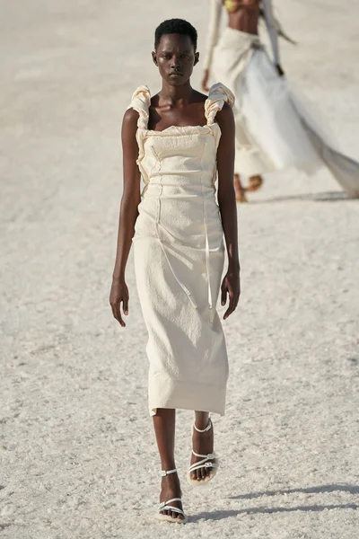 Look 51